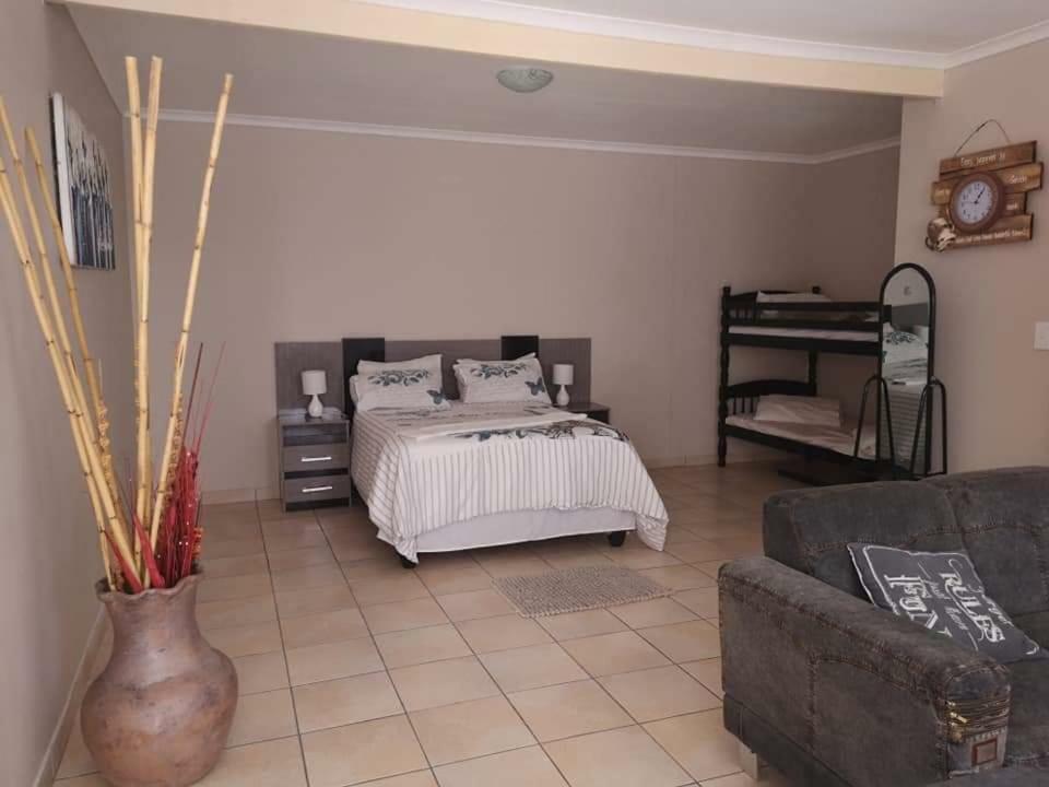 Stevens Guesthouse Swakopmund Habitación foto