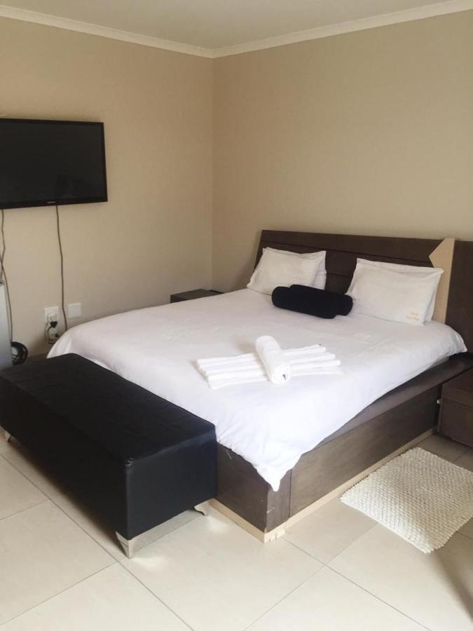 Stevens Guesthouse Swakopmund Exterior foto